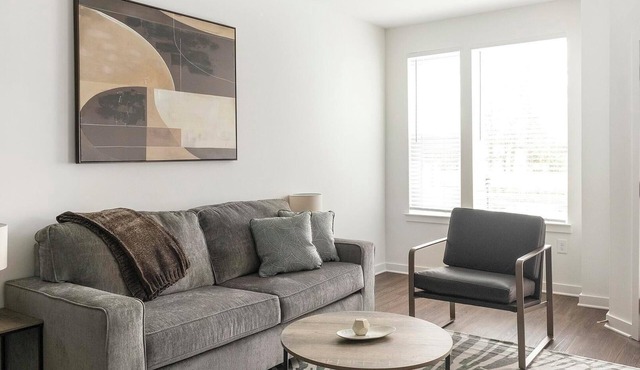 Landing | Modern 1BD, Gym, Clubhouse