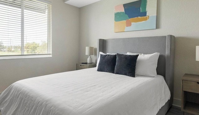 Landing | Stunning 1BD, Yoga Studio, Pool