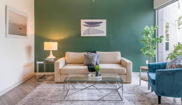 Landing | Stylish 1BD, Clubhouse, Gym