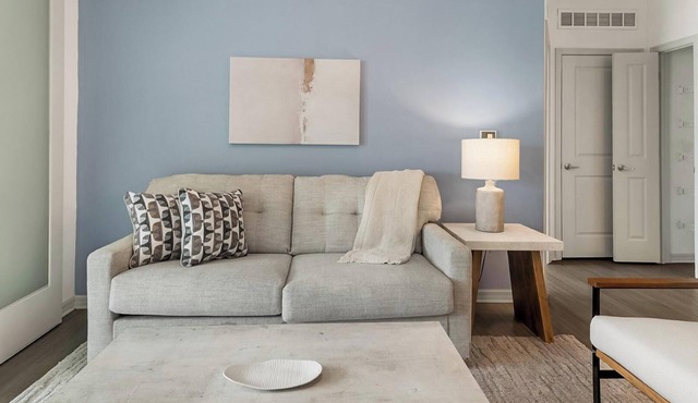 Landing | Stylish 2BD, Game Room