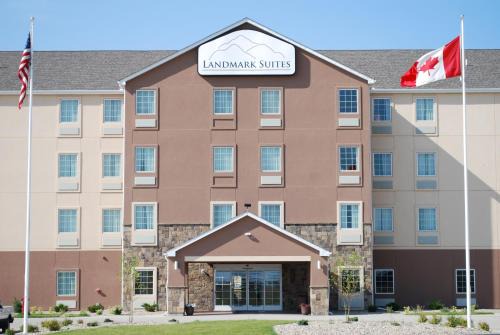 Landmark Suites - Williston in Williston