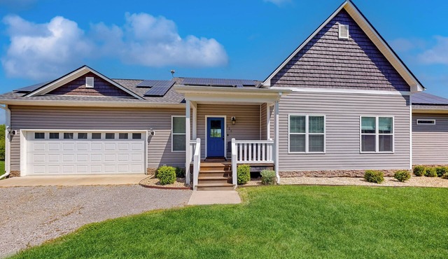 Lebanon Family Riverfront Hideaway: Dogs Welcome