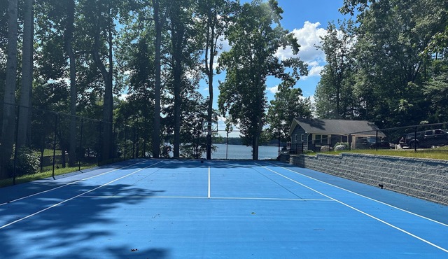 LKN Sunset - NEW Pickleball & Tennis Court