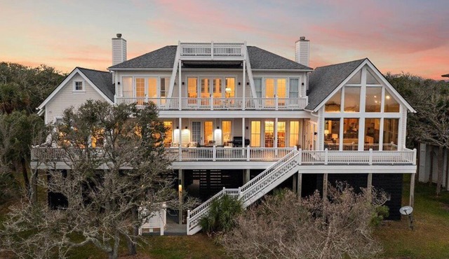 Luxury 5BR Oceanview ~ Chiltren By the Sea