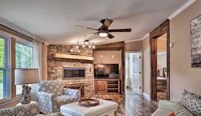 Luxury home getaway near Ballantyne