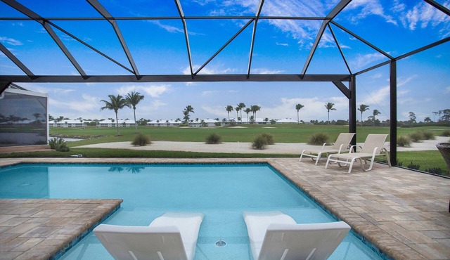 Luxury home, new saltwater pool, completely remodeled with private casita.