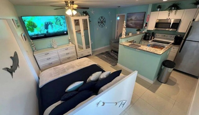 ★Luxury Studio★ 5 min to Beach ★