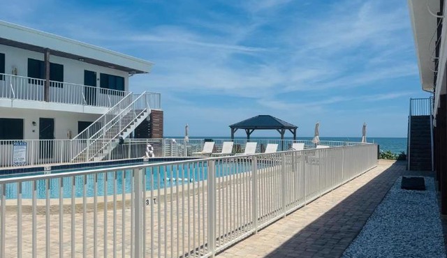 Melbourne Beach Resort & Surf Club