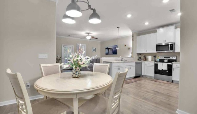 Modern Townhome in Pooler | Pool & Trails