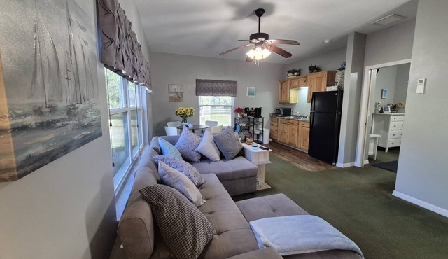 Moondrift Guesthouse - Secluded and Relaxing in Alachua