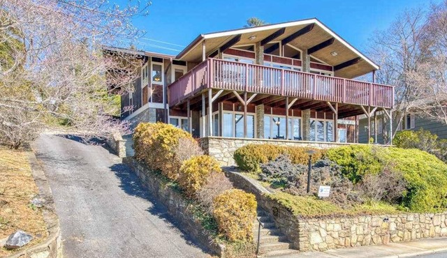 Morris Villa Combo in Lake Junaluska