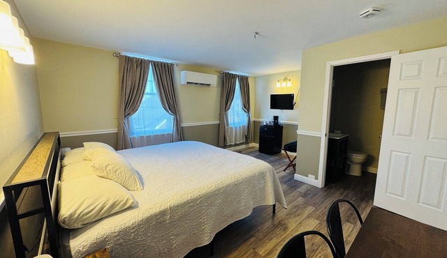 Nestle Inn is a charming, historic hotel located in the heart of Hermann, MO in Hermann