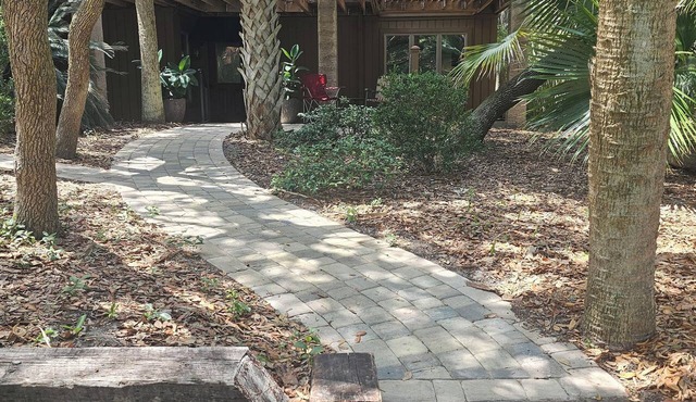 NEW! 1 BD Apt~Beach Access~Clean~Great Location~Quiet & NICE! Great for Couples!