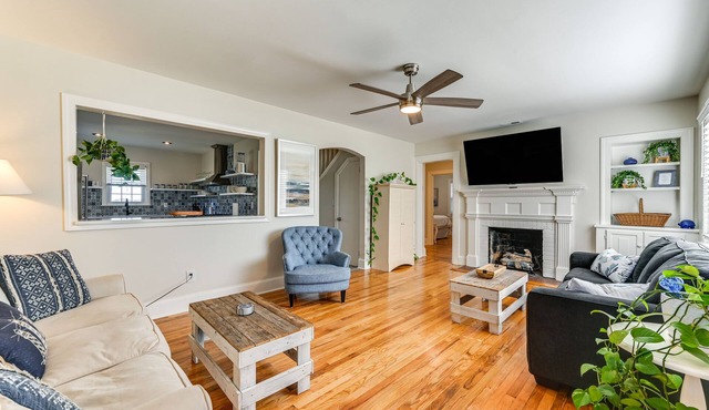 New Bern House w/Gas Grill Near Neuse River!
