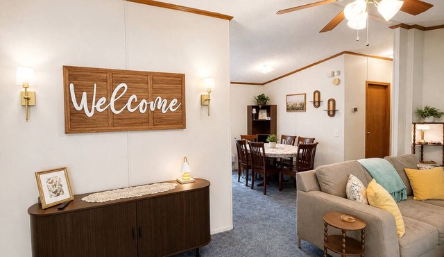 Nostalgic 3-bedroom doublewide in Denver