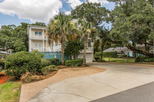 Oasis at East Beach in Saint Simons Island