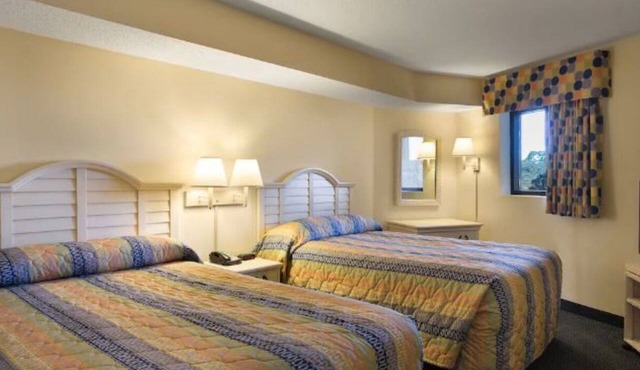 Ocean Reef Resort Escape – Beachfront Condo with Stunning Views & Modern Comfort