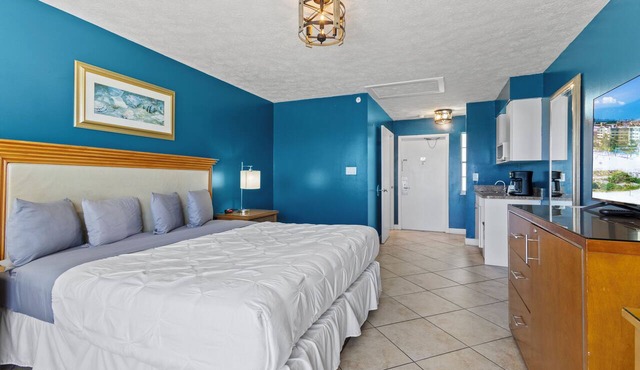 Ocean View Hotel Room with Balcony- King Bed #21