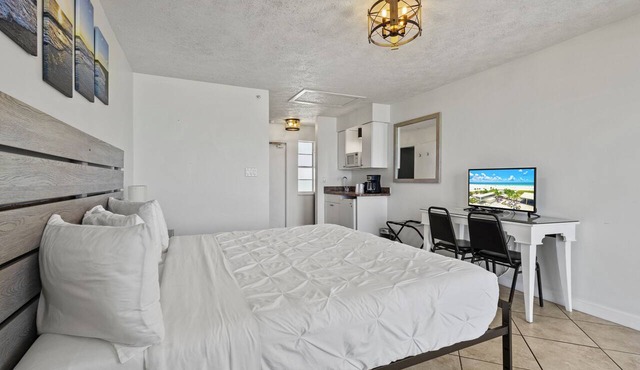 Ocean View Hotel Room with Balcony- King Bed #25