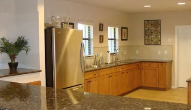 Oceanfront 2 bedroom Condo on Hutchinson Island