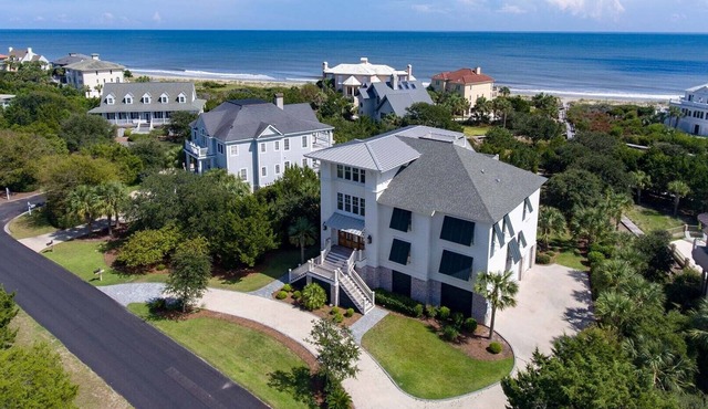 Oceanfront Retreat Game Room, Ocean Views & Direct Beach Access.