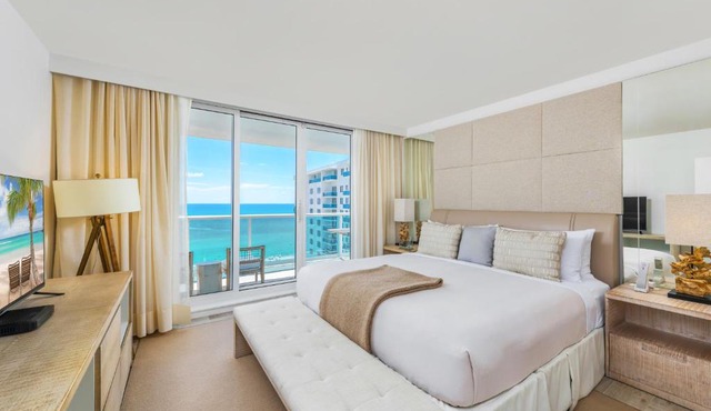 Oceanview Private Condo at 1 Hotel & Homes -1544