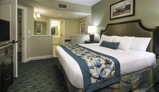 One Bedroom Villa near Championship Golf | 4 Pools, Sauna & Free Resort Parking