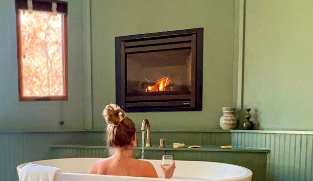 Outland Chalet & Suites Great Smoky Mountains