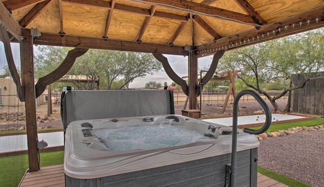 Patio + Pool Table: 'Kick Back Corral' in Phoenix! in Phoenix