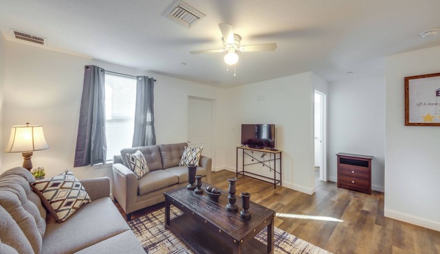 Pet-Friendly LaBelle Apt, Close to River! in LaBelle