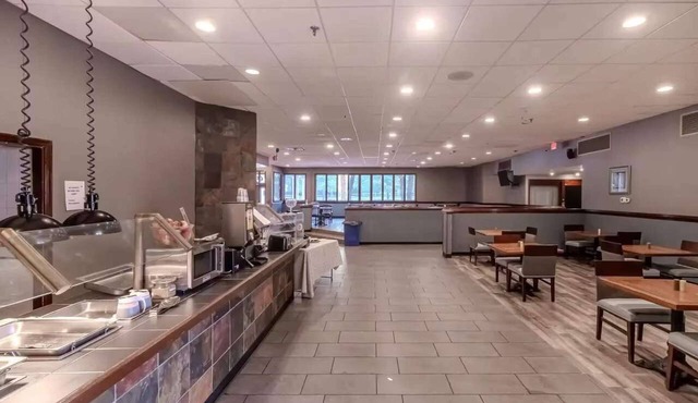 Pet-Friendly Room | Free Breakfast