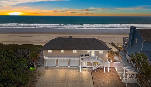 Private Beach Access | Hot Tub | Pingpong/Foosball
