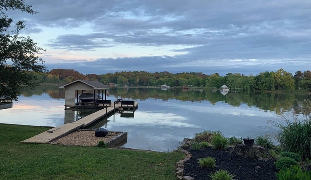Private Dock, Pontoon Boat Option
