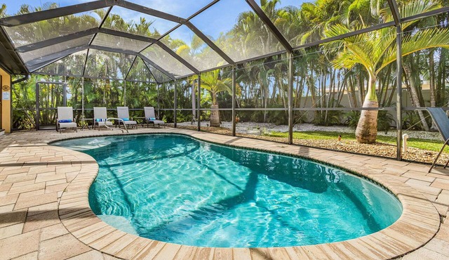 Private Off-Water Property w/Hot Tub & Heated Pool! Villa Francene - SWFL Rentals in Cape Coral