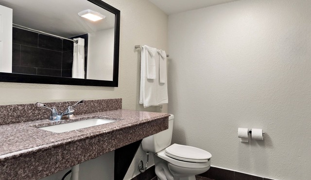 Quality Inn Memphis Northeast near I-40