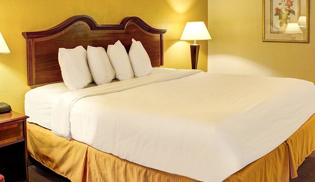 Quality Inn Richmond North