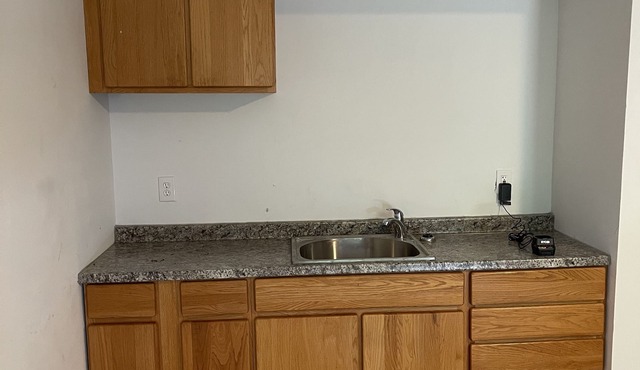 Quiet Basement unit in a central upscale Atlanta area