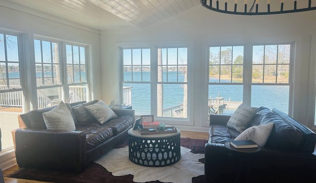 Quiet cove on Lake Murray