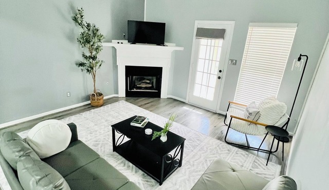 Relax in modern comfort in Augusta!