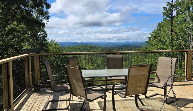 Remote Mystic Mtn Log Cabin - 360Views - AWD Required - 3 Acres of Privacy