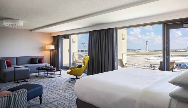 Renaissance Concourse Atlanta Airport Hotel