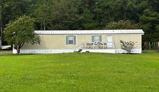 Revival Retreat! A private and spacious 2 - bedroom home in charming Gloucester