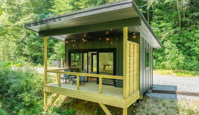 Riverfront Fishing Cabin on the French Broad River