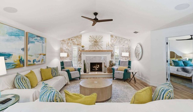 Riverfront Retreat with Pool, Spa & Dock in Estero