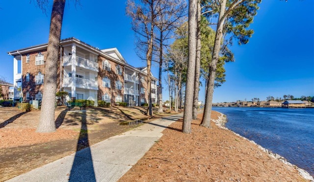 Riverwalk 303