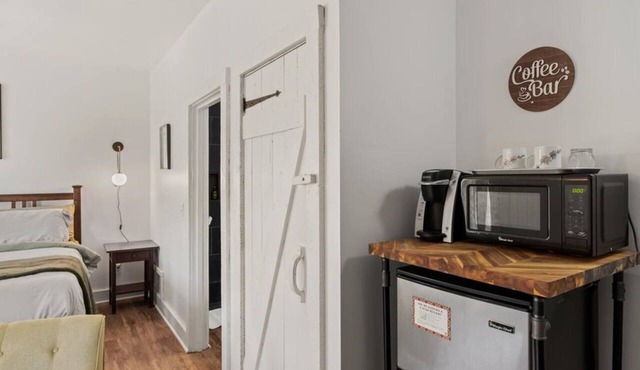 Romantic King Studio | Tree Views | Balcony + Trails in Townsend