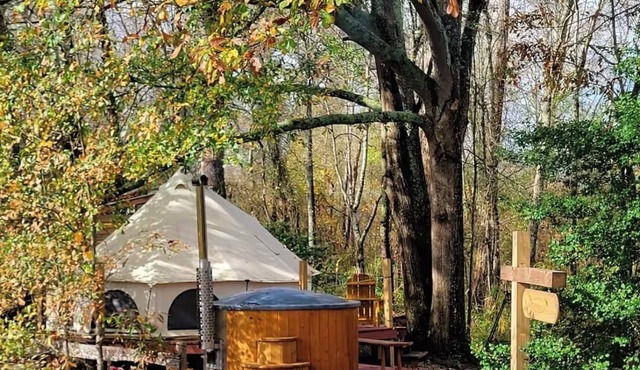 Romantic night in nature. Yurt in Piedmont with AC/Heat