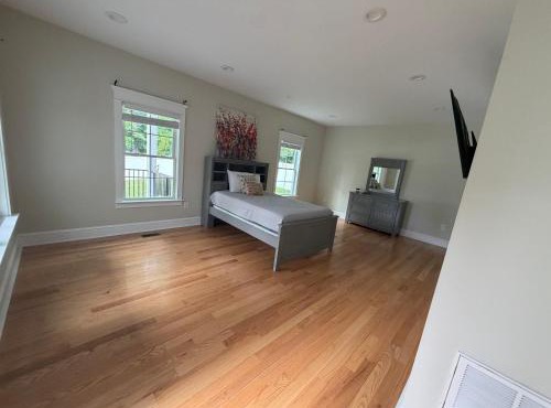 Room in private house for Rent in Nice Neighborhood