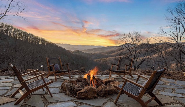 Sauna + Views: Private Franklin Cabin on 10 Acres