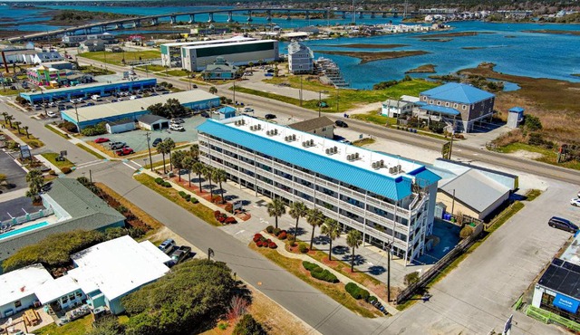 Sea Coast Suites 15